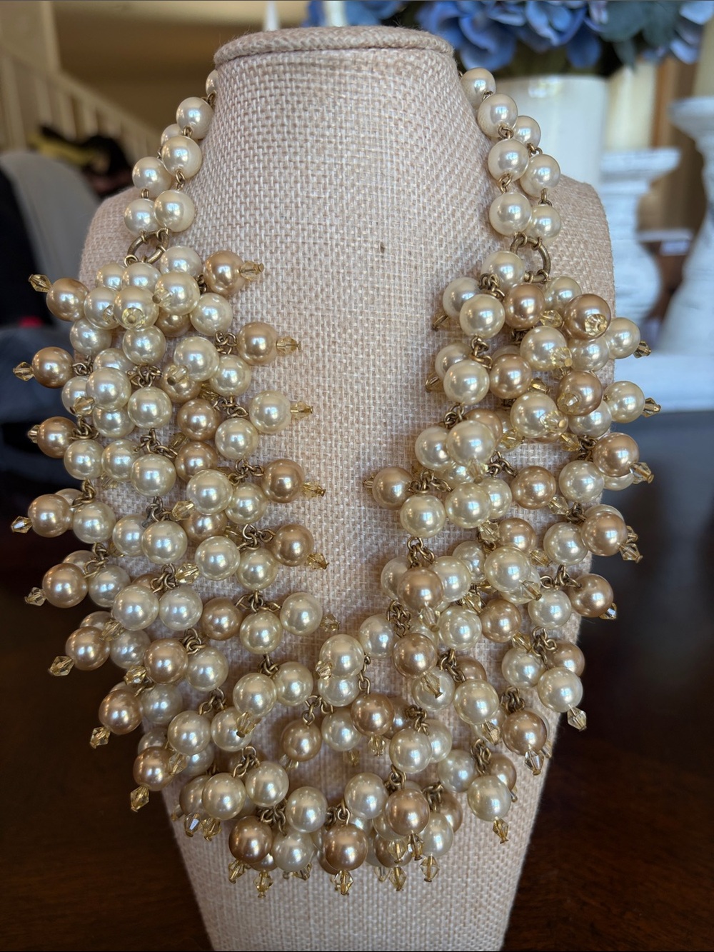 Pearl Cluster Statement Necklace - Cream/Gold